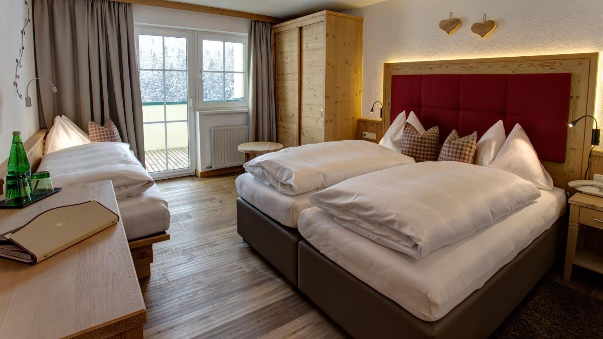 Hotel Garni - Restaurant Kaminstube Sankt Anton am Arlberg Kamer foto