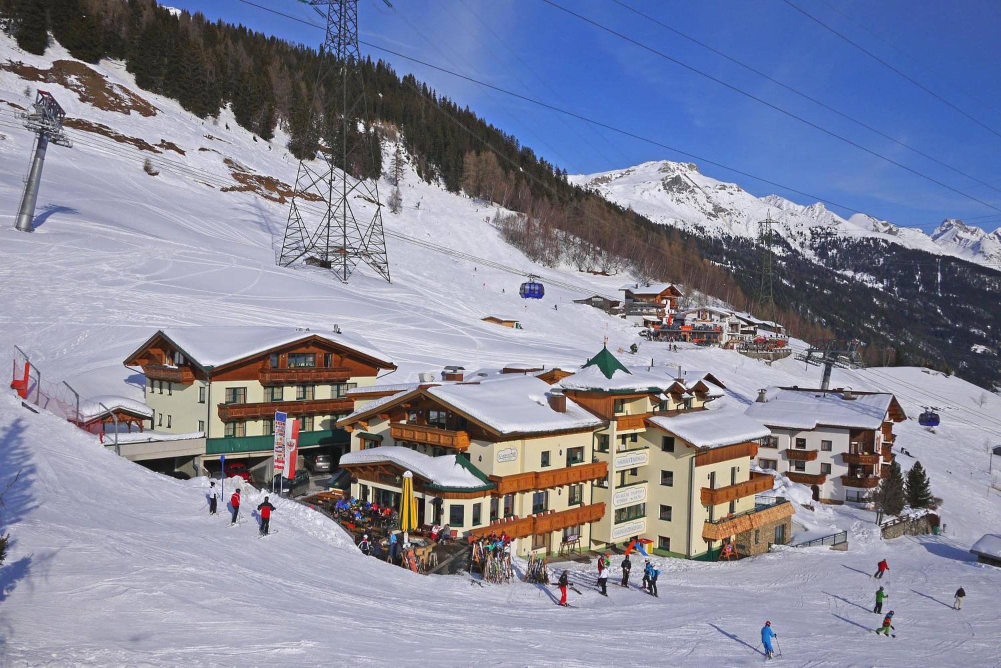 Hotel Garni - Restaurant Kaminstube Sankt Anton am Arlberg Buitenkant foto