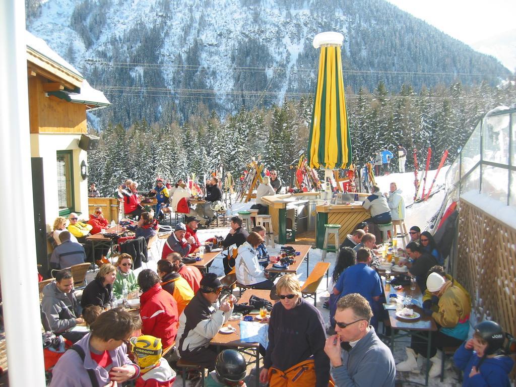 Hotel Garni - Restaurant Kaminstube Sankt Anton am Arlberg Buitenkant foto